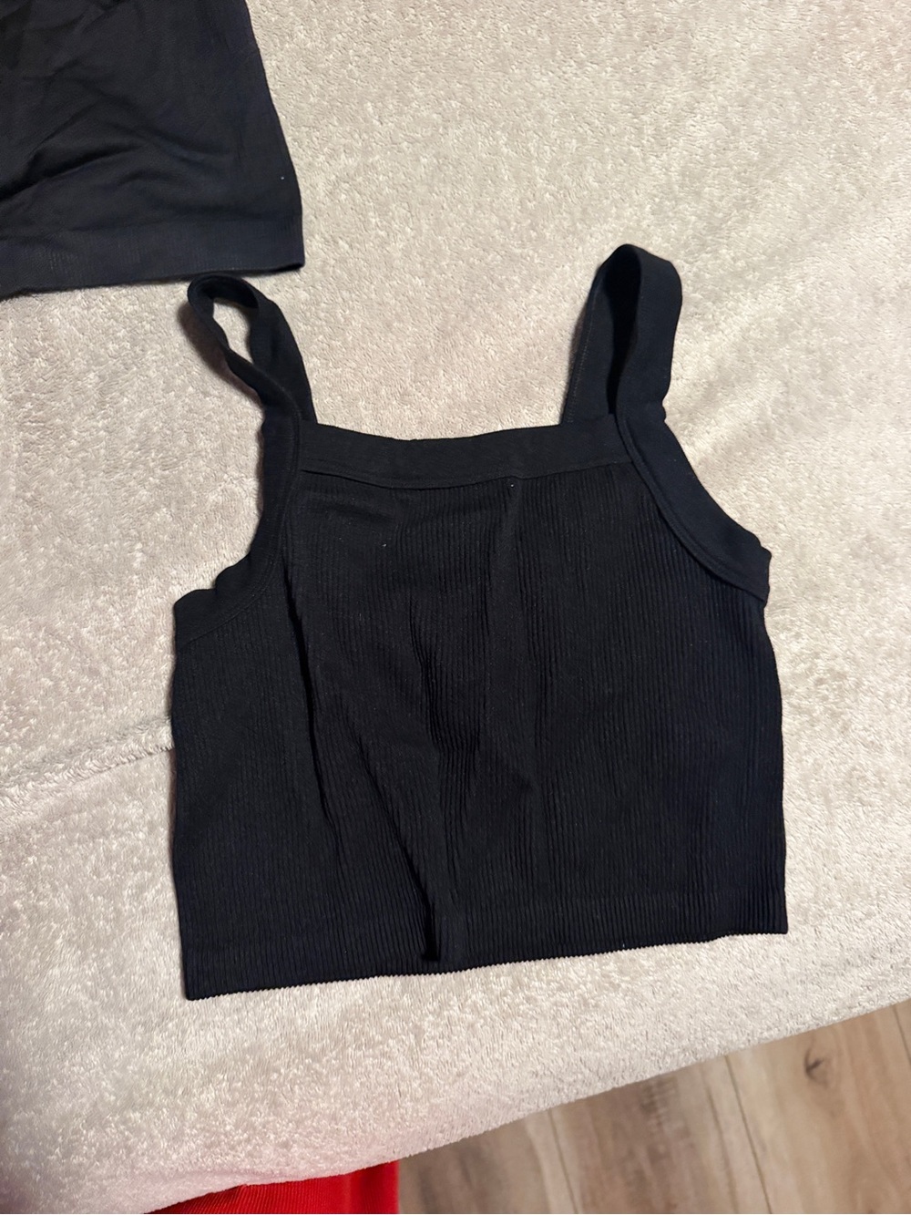 3pc Tank Tops Bundle - Picture 6 of 8